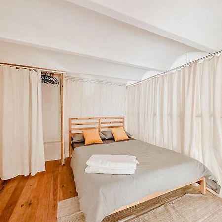 Agradable Piso Compartido Apartment Barcelona Exterior photo